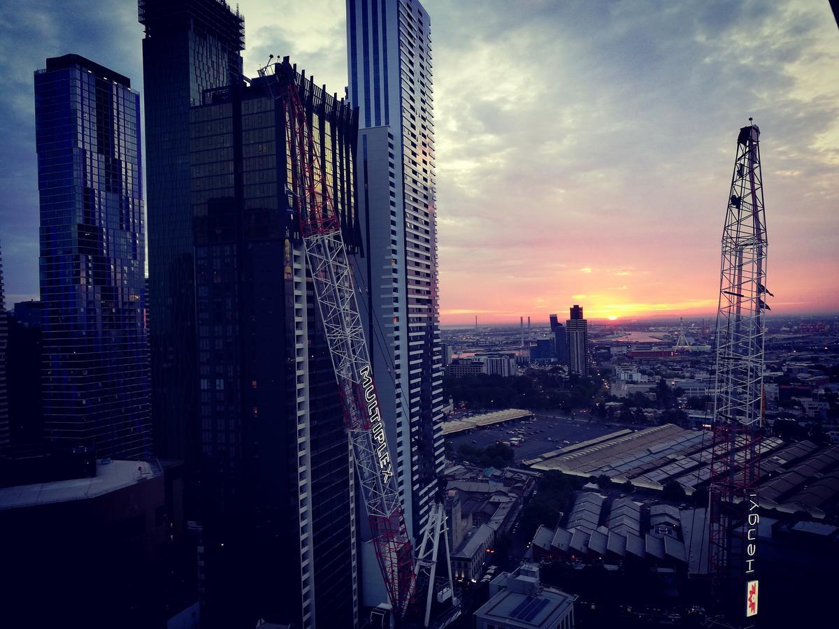 Hfn Heart Of Melbourne Cbd Apartamento Exterior foto