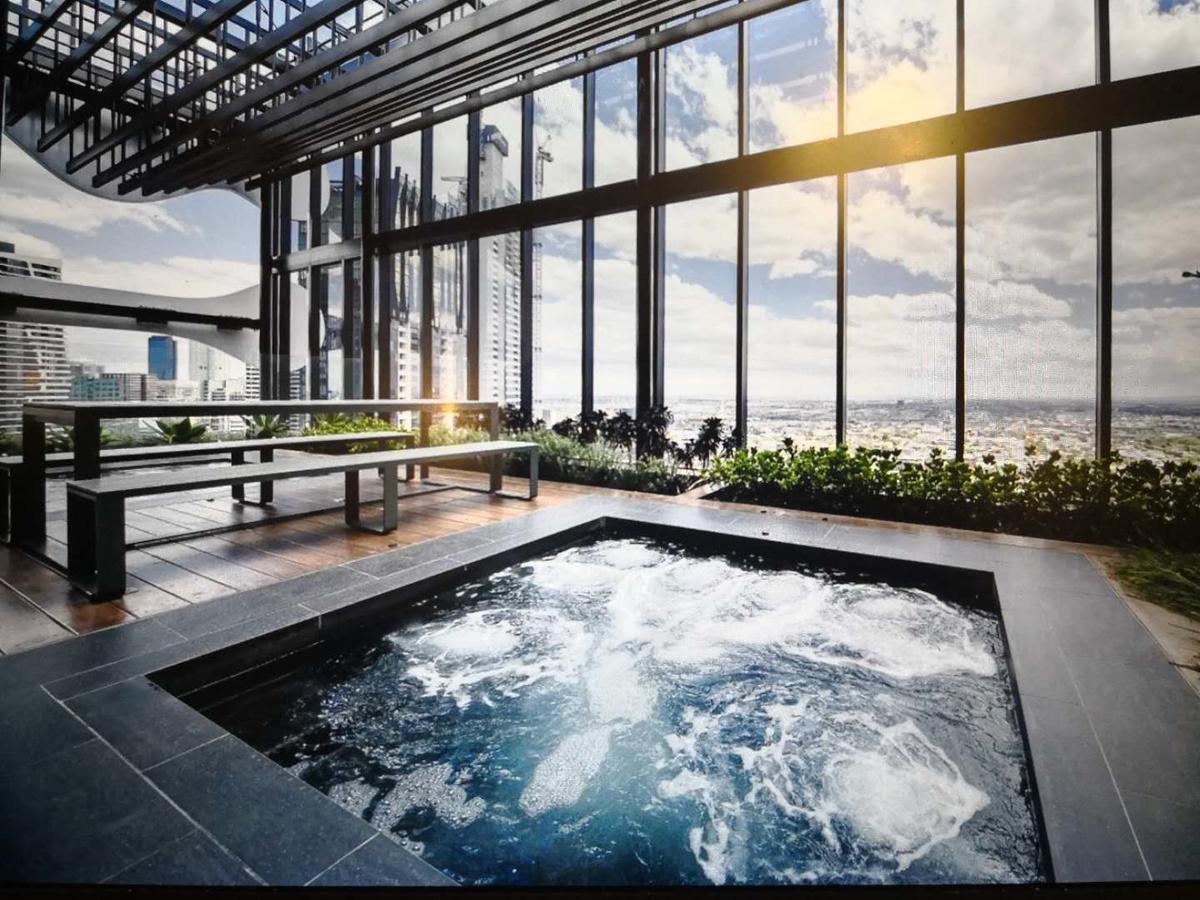 Hfn Heart Of Melbourne Cbd Apartamento Exterior foto